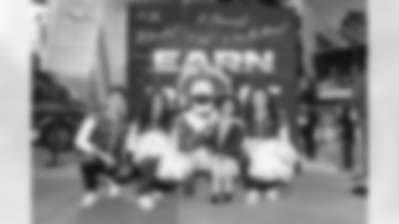 E_260116_Experiential_Playoffs_Activation_RH_0070