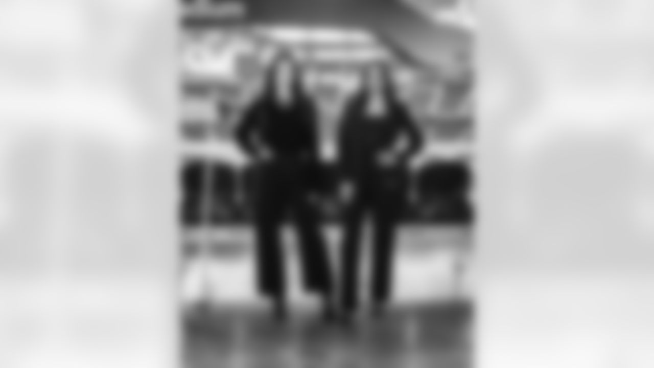 The Los Angeles Rams take on the Seattle Seahawks in week 11 of the 2025 NFL regular season.