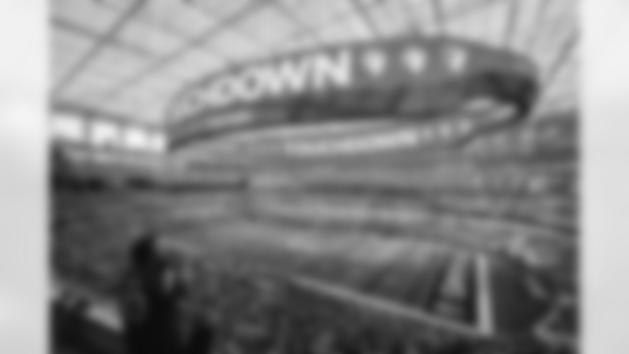 The Los Angeles Rams take on the New Orleans Saints in week 9 of the 2025 NFL regular season.