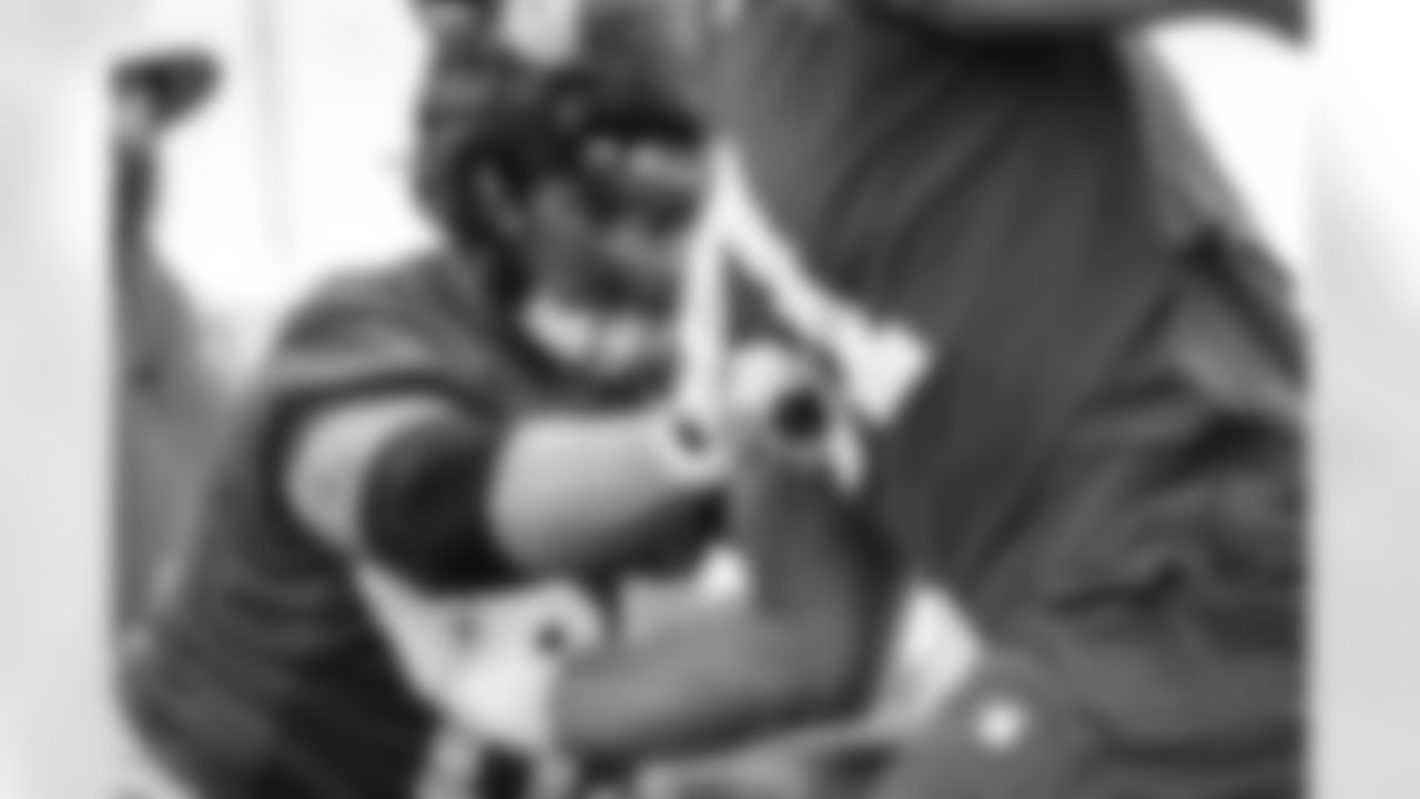 E_251112_Regular_Season_Week11_Practice_0044