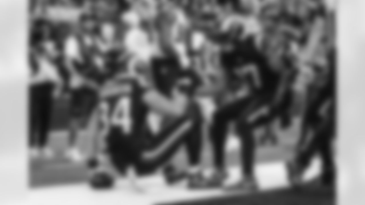 The Los Angeles Rams take on the Seattle Seahawks in week 11 of the 2025 NFL regular season.