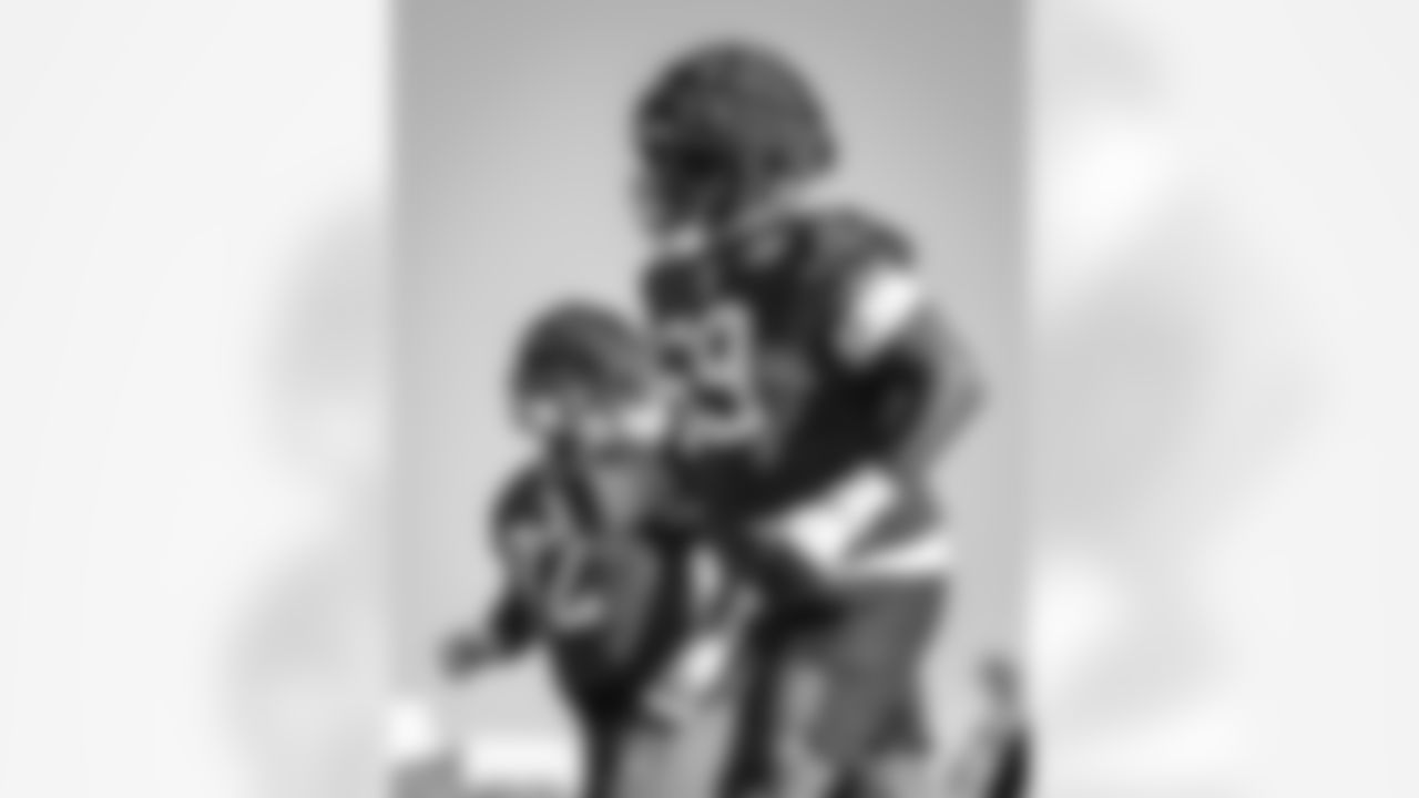 E_251203_Regular_Season_Week14_Practice_AD_0004