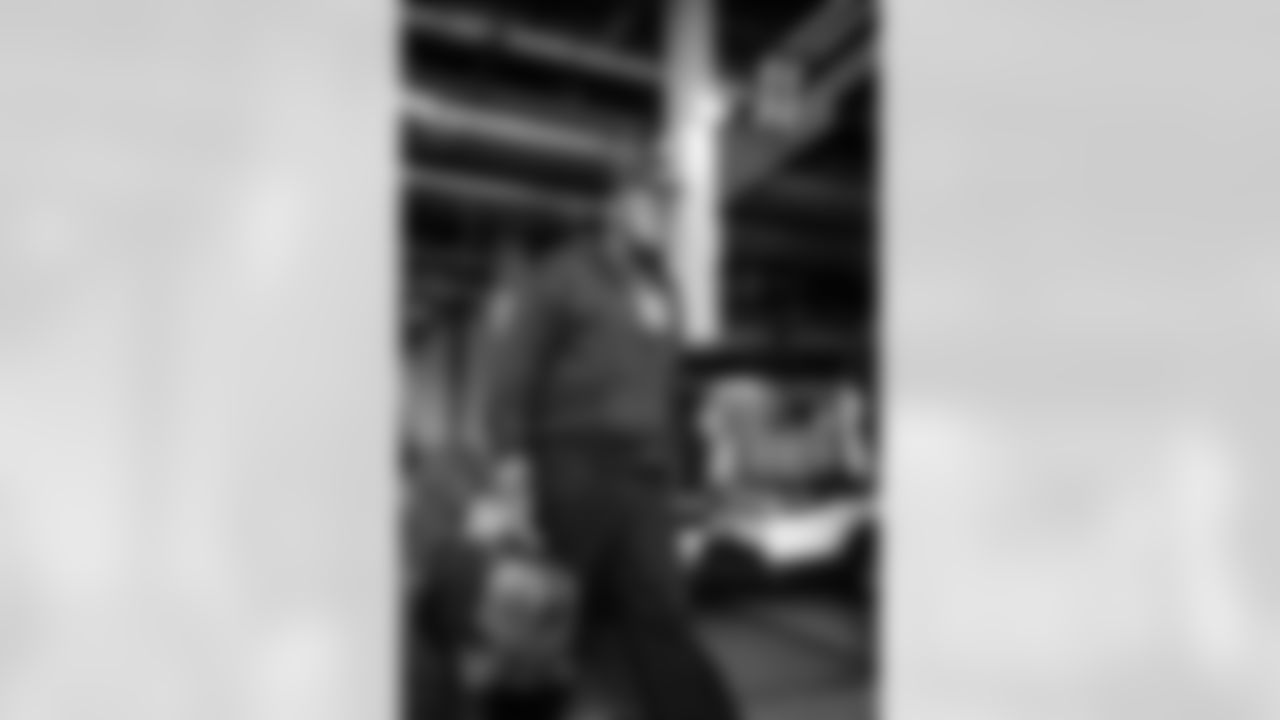 69 OL Kevin Dotson arrives at SoFi Stadium for today's matchup against the Seahawks