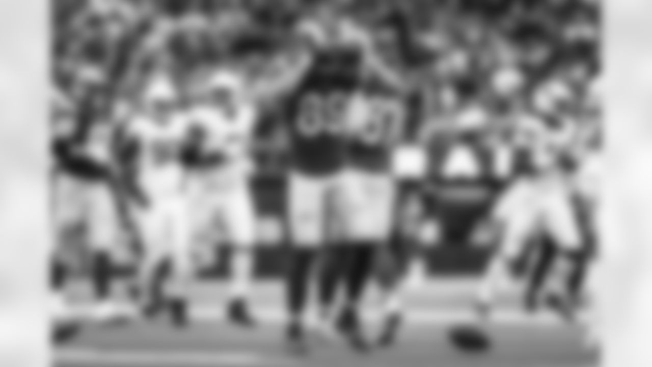 The Los Angeles Rams take on the Arizona Cardinals in week 18 of the 2025 NFL regular season.