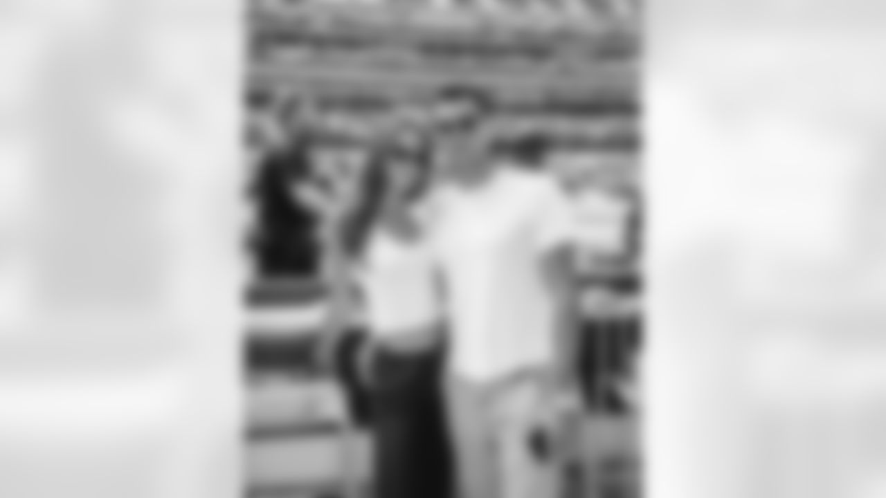 The Los Angeles Rams take on the Houston Texans in week 1 of the 2025 NFL regular season.