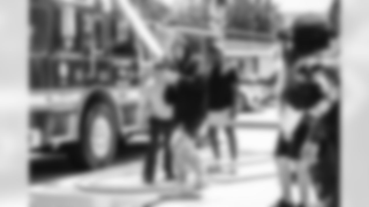 250523_1235_Rookie_LAFD_Event_12148