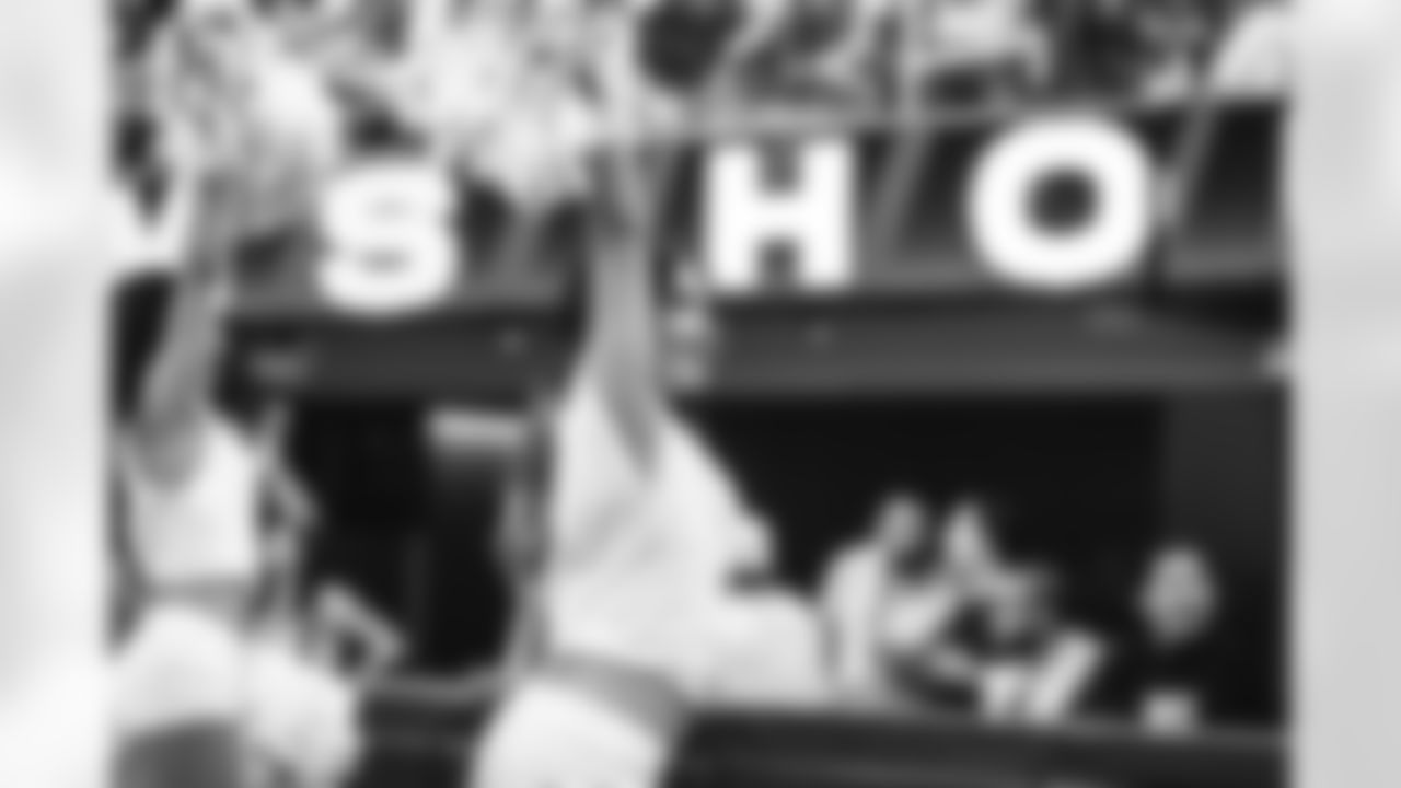 The Los Angeles Rams take on the New Orleans Saints in week 9 of the 2025 NFL regular season.