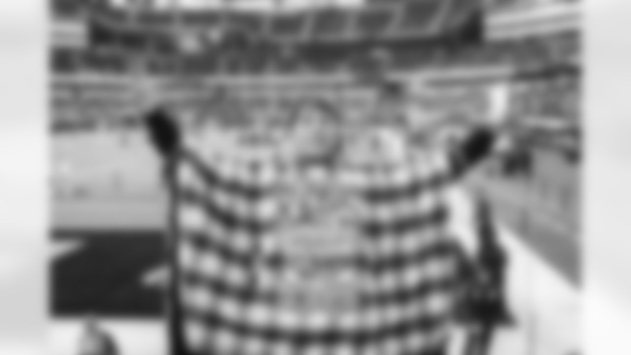 The Los Angeles Rams take on the New Orleans Saints in week 9 of the 2025 NFL regular season.