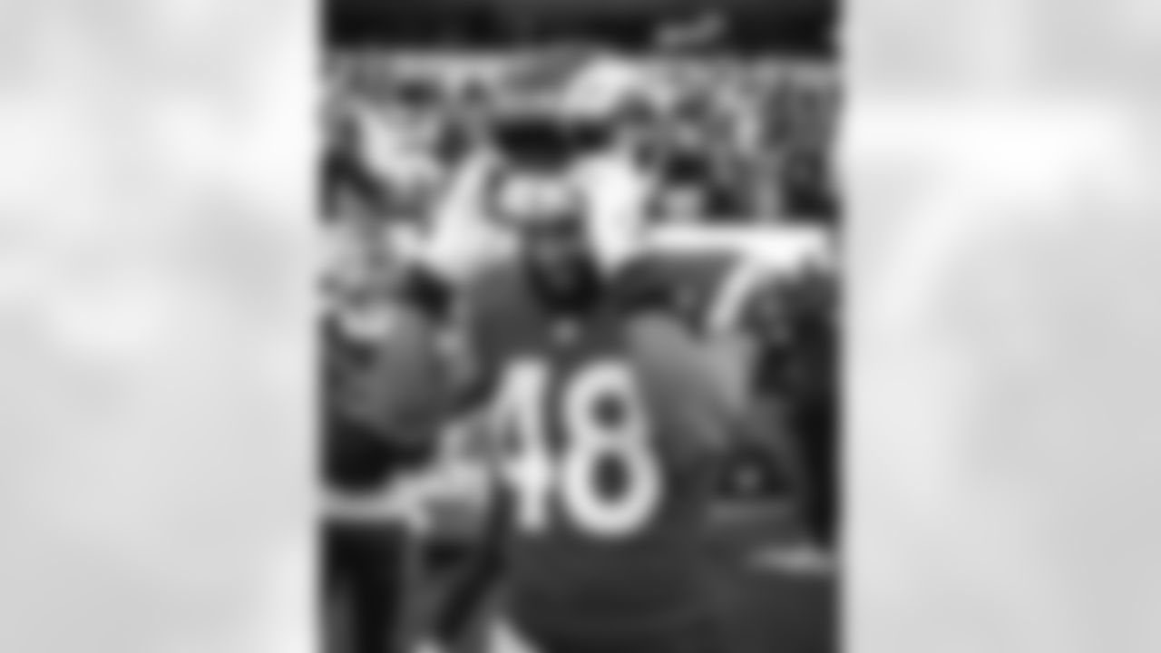 The Los Angeles Rams take on the Arizona Cardinals at SoFi Stadium in Week 18 of the 2025 season.