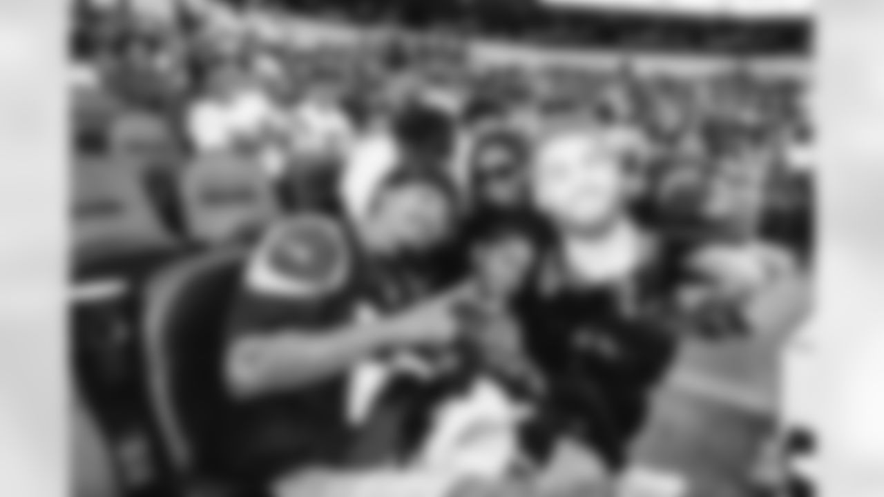 The Los Angeles Rams take on the New Orleans Saints in week 9 of the 2025 NFL regular season.