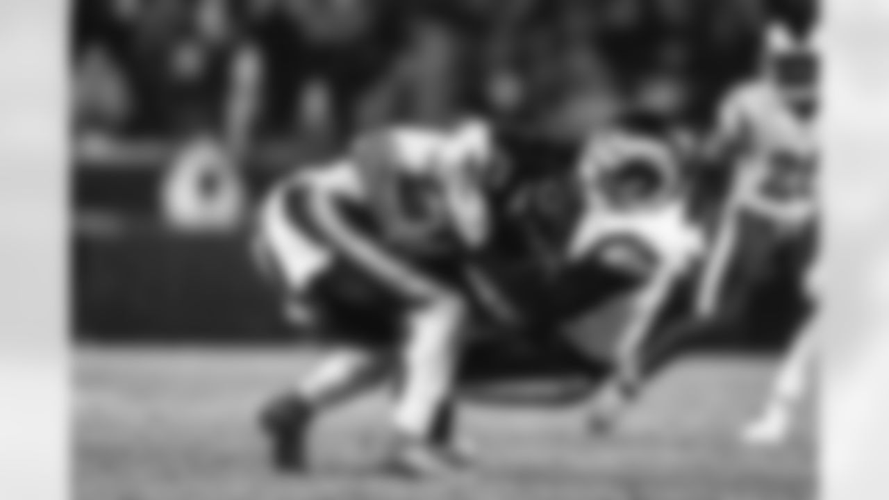 The Los Angeles Rams take on the Chicago Bears in the divisional round of the 2025 NFL post season.