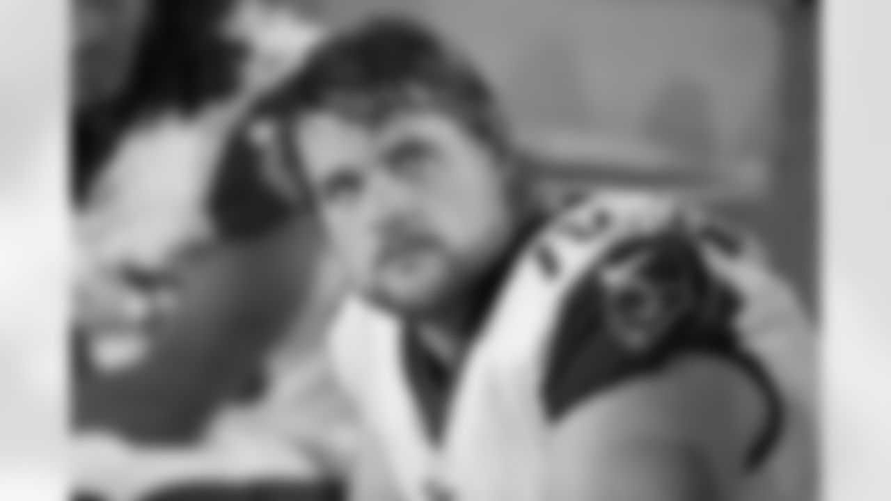 Tackle (79) Rob Havenstein of the Los Angeles Rams against the Atlanta Falcons during the Rams 13-26 loss to the Falcons in an NFL Playoff Wildcard Weekend football game, Saturday, January 6, 2018, in Los Angeles, CA. (Jeff Lewis/Rams)