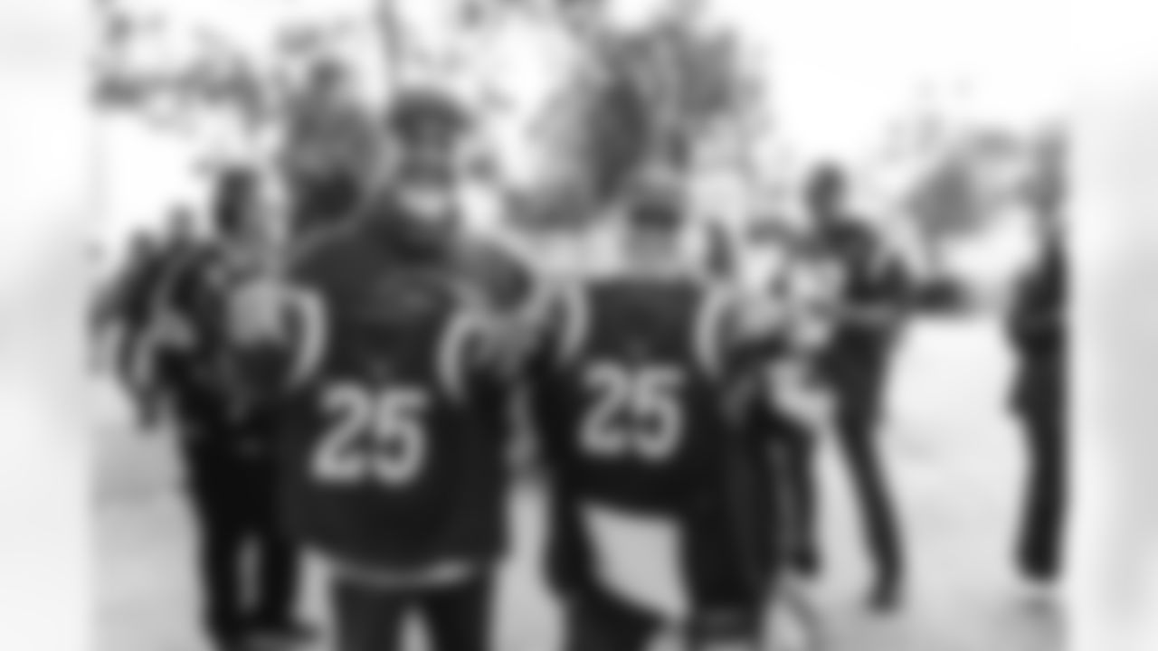 The Los Angeles Rams take on the Seattle Seahawks in week 11 of the 2025 NFL regular season.