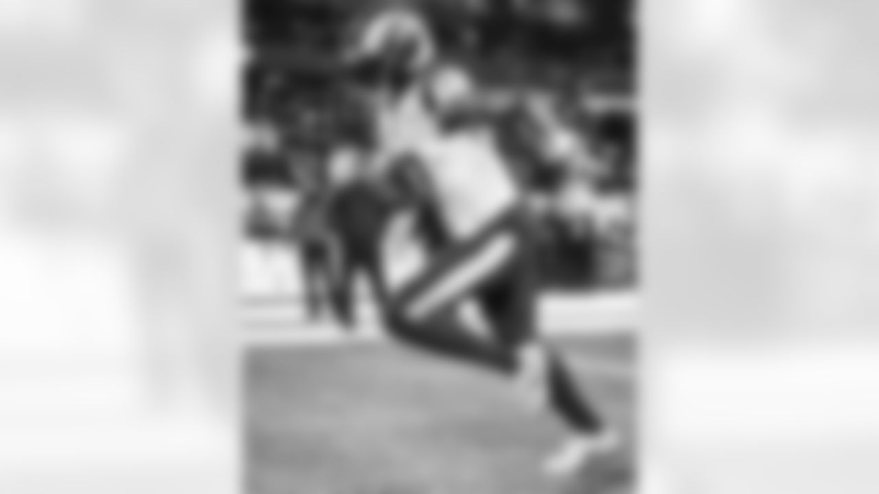 The Los Angeles Rams take on the Chicago Bears in the divisional round of the 2025 NFL post season.