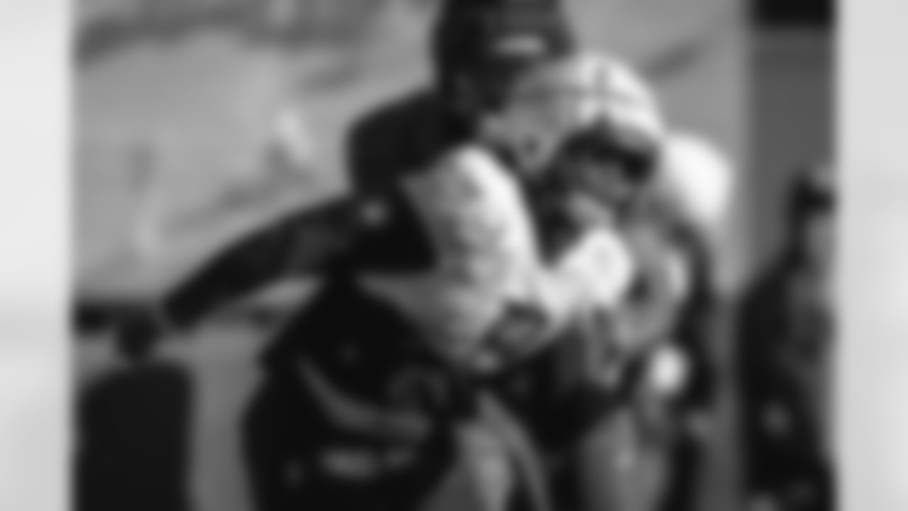 E_251204_Regular_Season_Week14_Practice_BT_01773