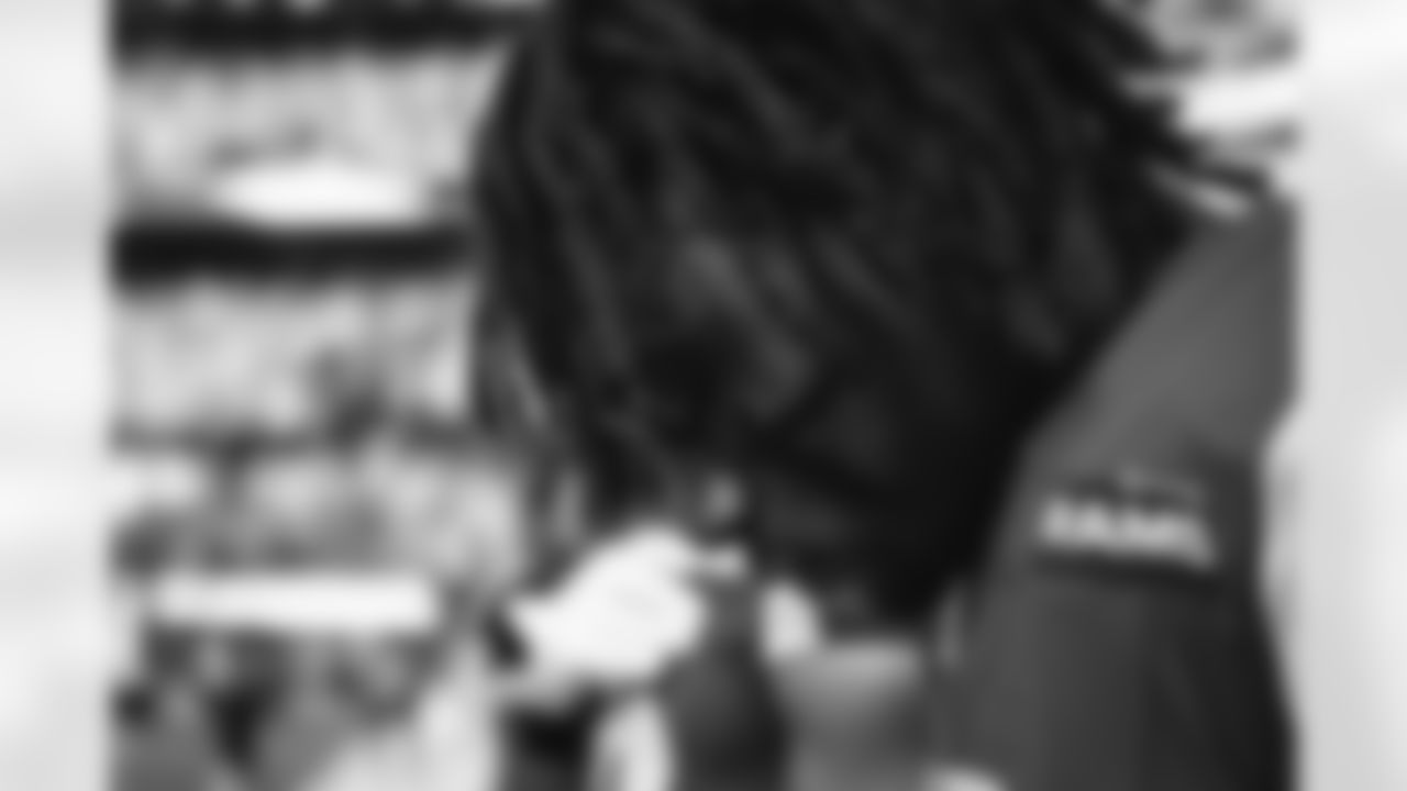 The Los Angeles Rams take on the Detroit Lions in week 15 of the 2025 NFL regular season.