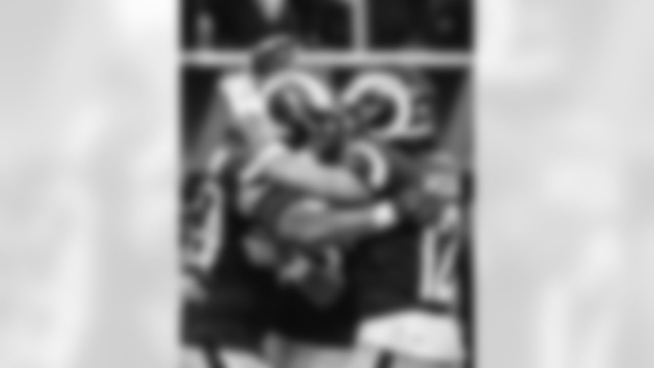 The Los Angeles Rams take on the Arizona Cardinals in week 18 of the 2025 NFL regular season.