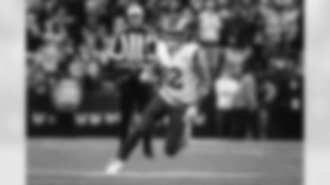 The Los Angeles Rams take on the Seattle Seahawks in the NFC Championship of the 2025 NFL post season.