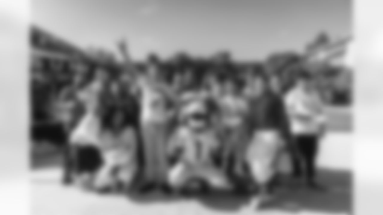 251219_Pacsun_Loads_Of_Love_RH_00025