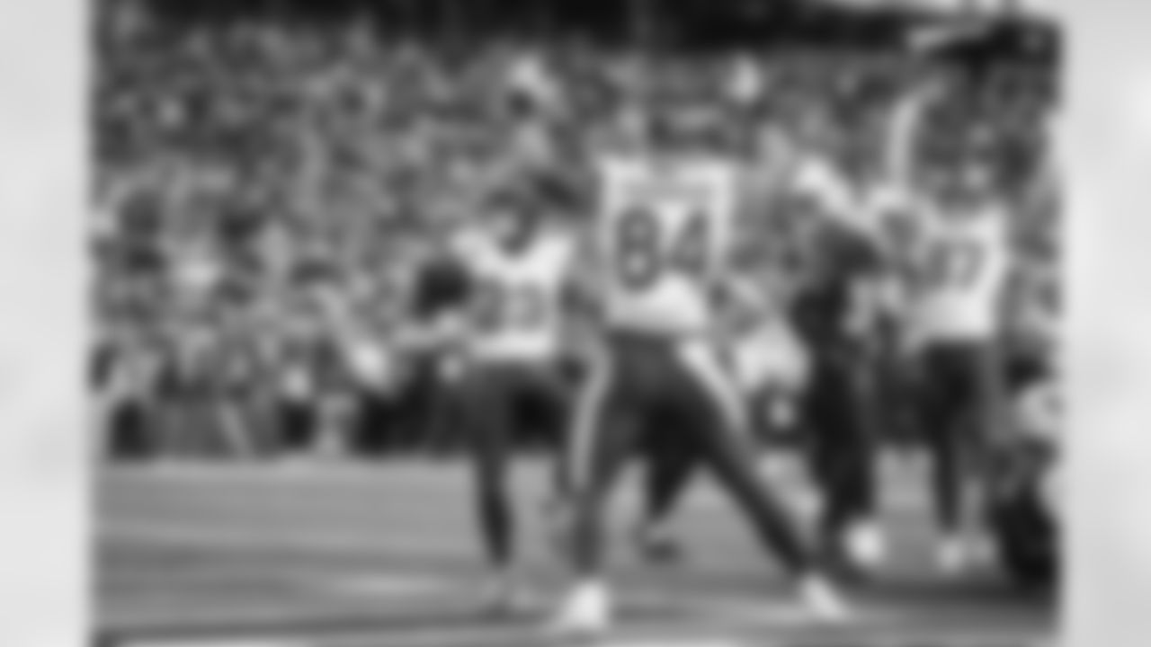 The Los Angeles Rams take on the Arizona Cardinals in week 14 of the 2025 NFL regular season.