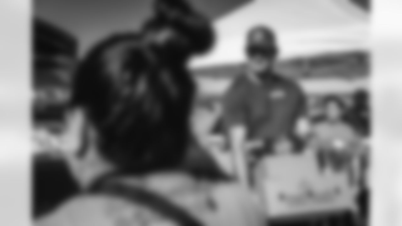 E_251125_City_of_Inglewood_Turkey_Giveaway_HY_0168