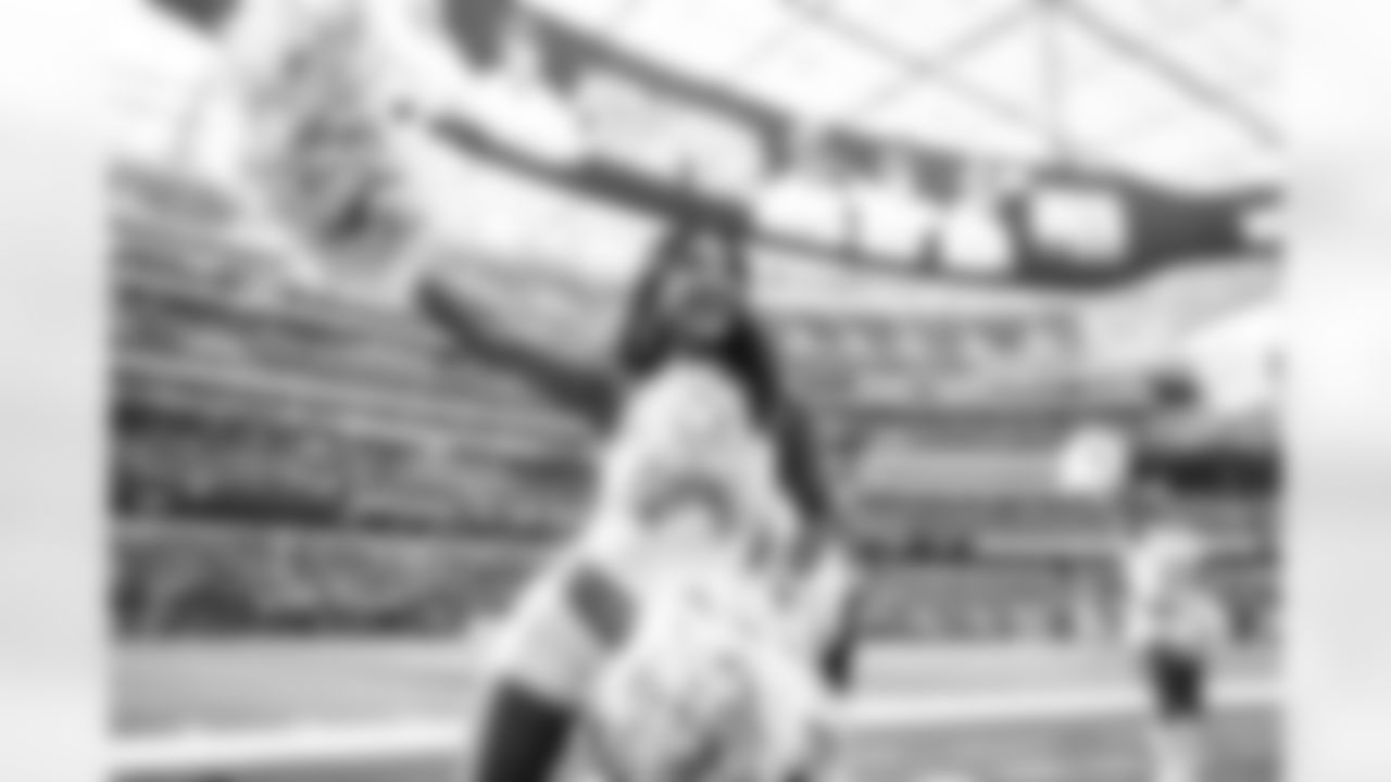 The Los Angeles Rams take on the New Orleans Saints in week 9 of the 2025 NFL regular season.