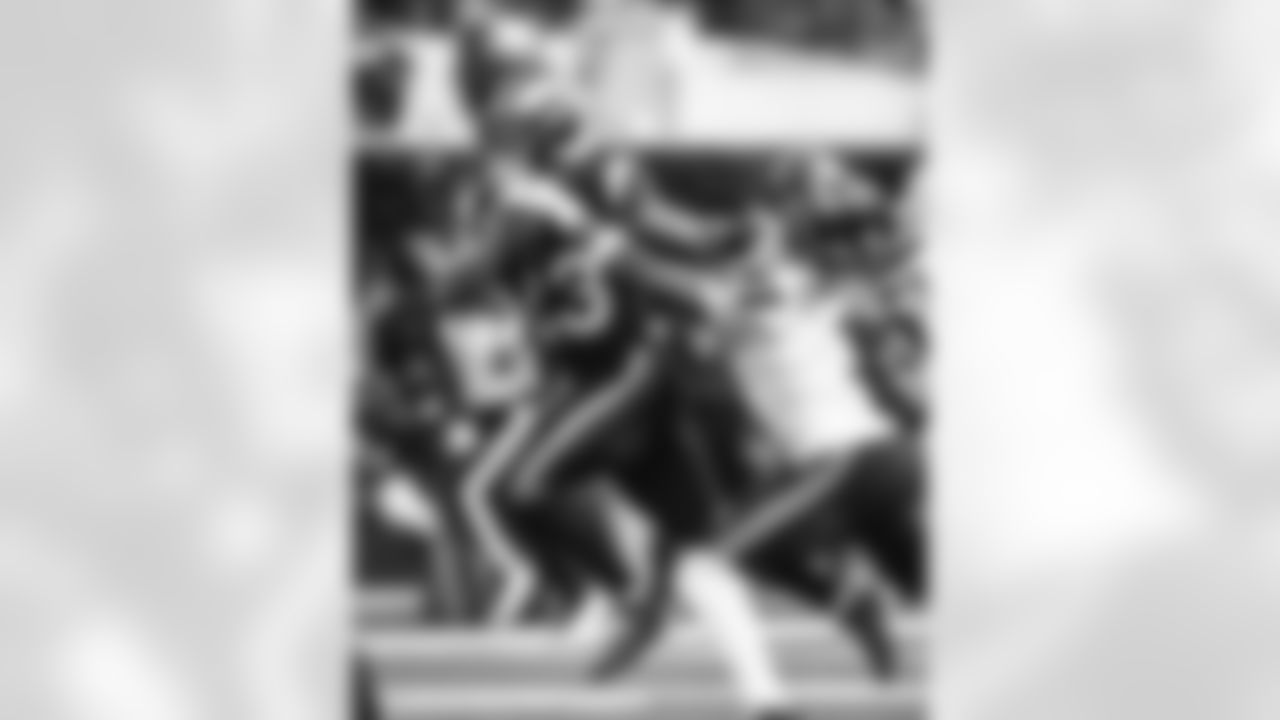 The Los Angeles Rams take on the Seattle Seahawks in week 11 of the 2025 NFL regular season.