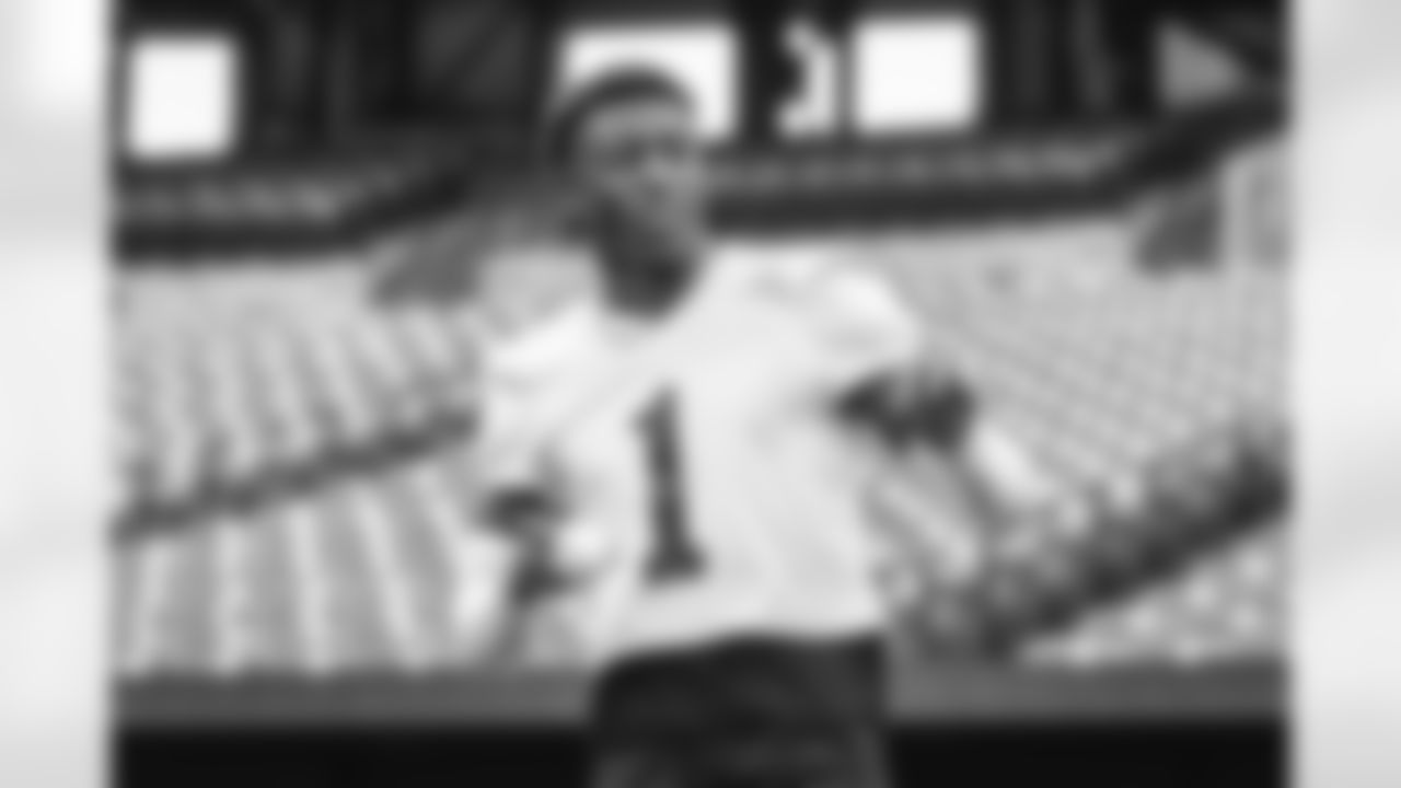 E_251015_Regular_Season_Week7_Practice_AD_2161