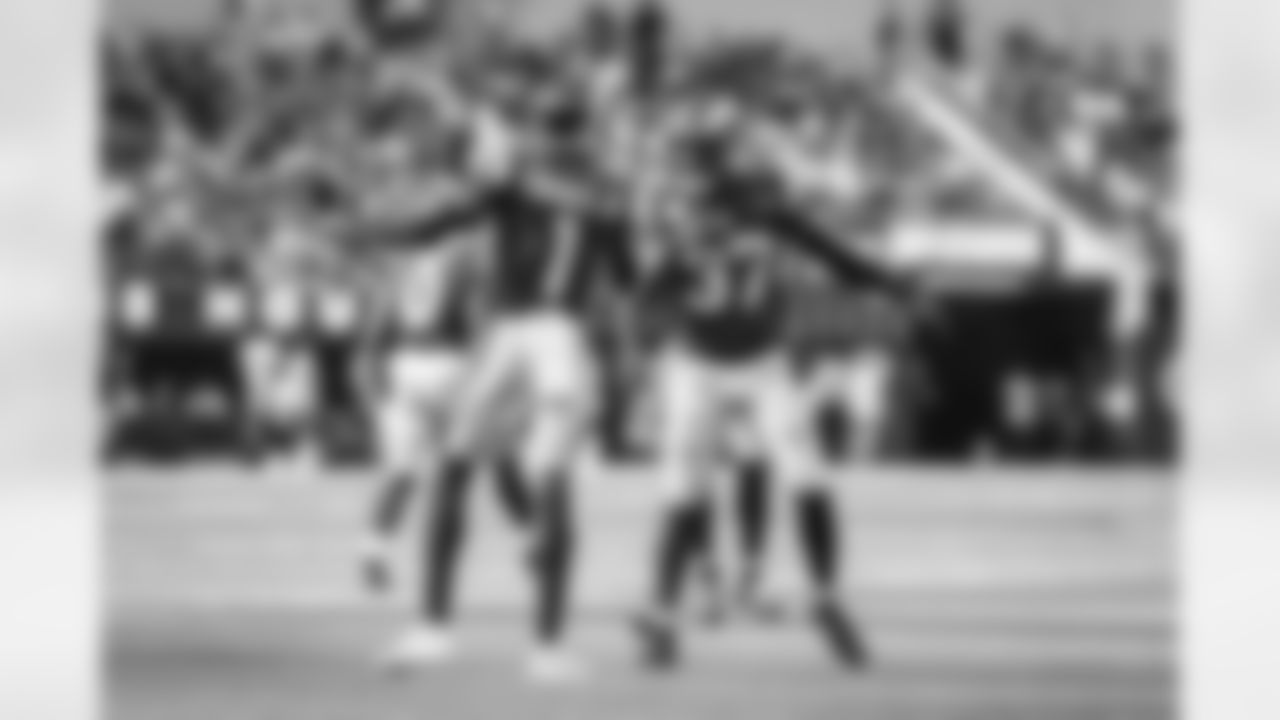 The Los Angeles Rams take on the New Orleans Saints in week 9 of the 2025 NFL regular season.