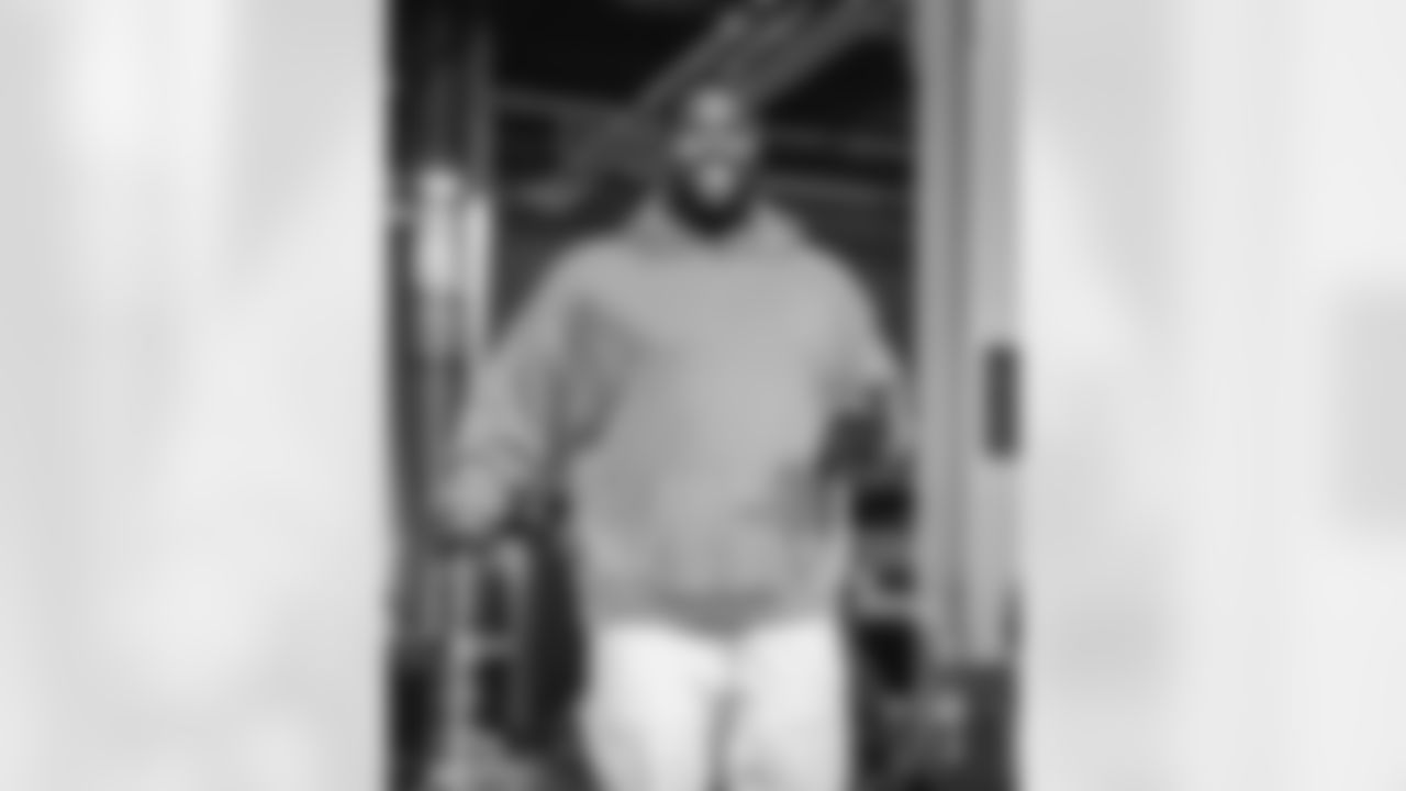 The Los Angeles Rams take on the Arizona Cardinals in week 18 of the 2025 NFL regular season.