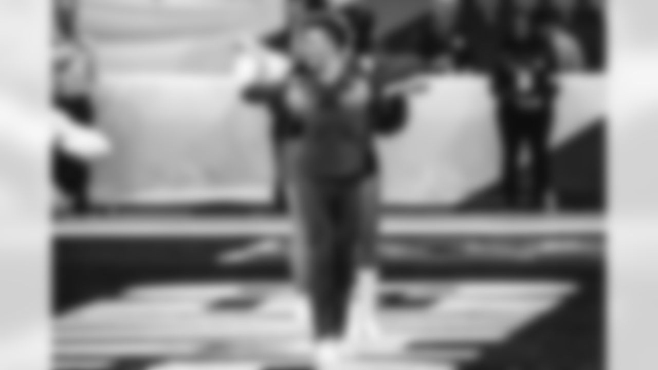 E_260203_Pro_Bowl_Games_BT_00540