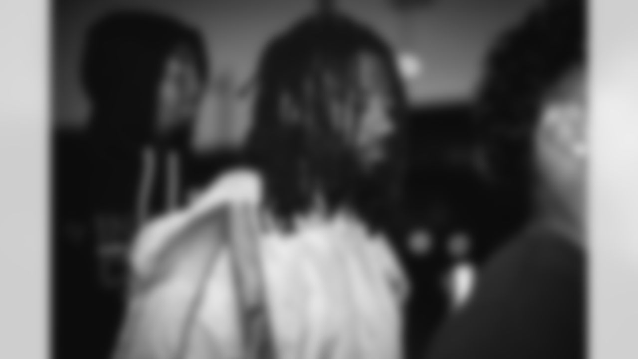 E_251217_Regular_Season_Week_16_Travel_BT_0065