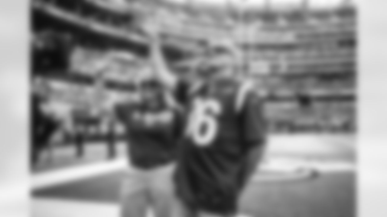 The Los Angeles Rams take on the Los Angeles Chargers in week 2 of the 2025 NFL preseason.