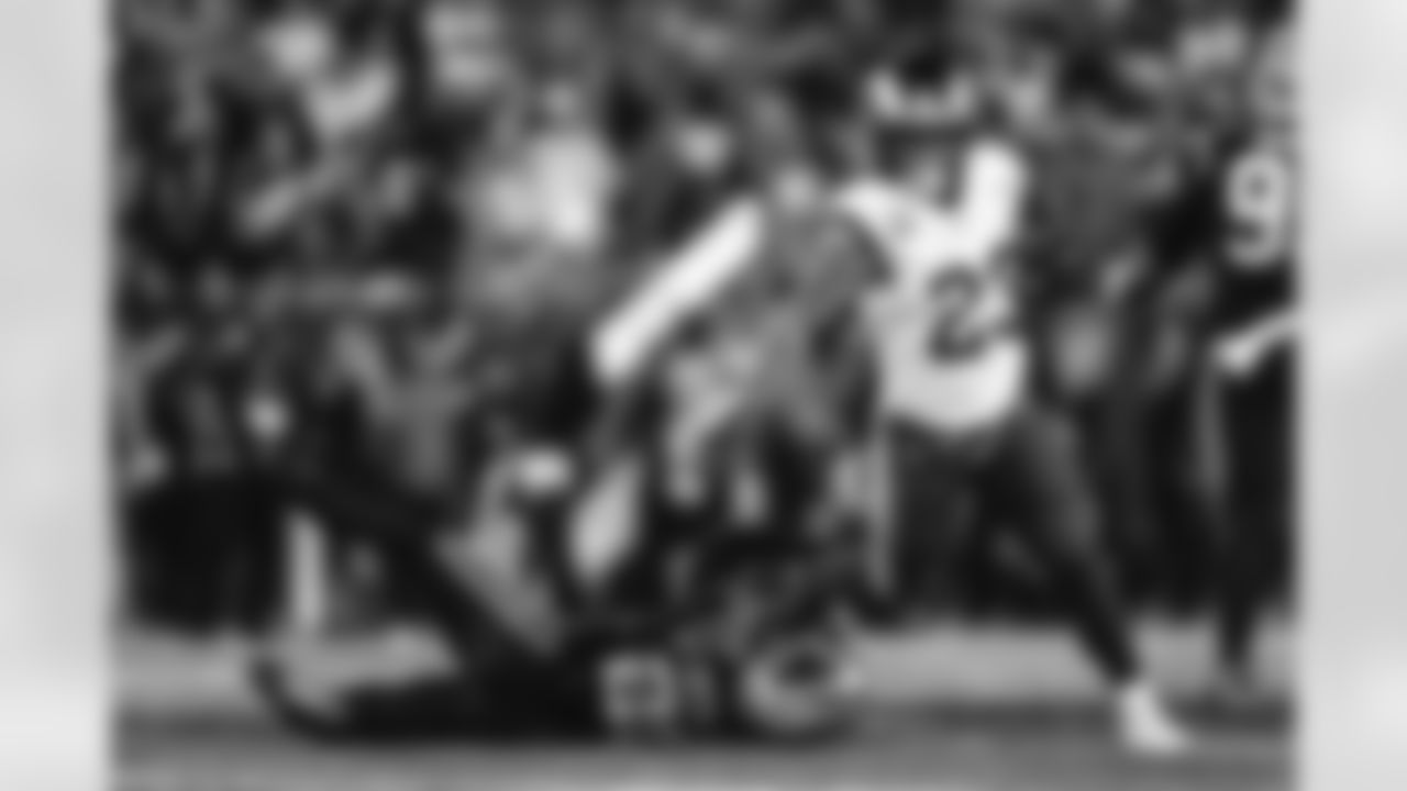 The Los Angeles Rams take on the Carolina Panthers in the wild card round of the 2025 NFL post season.