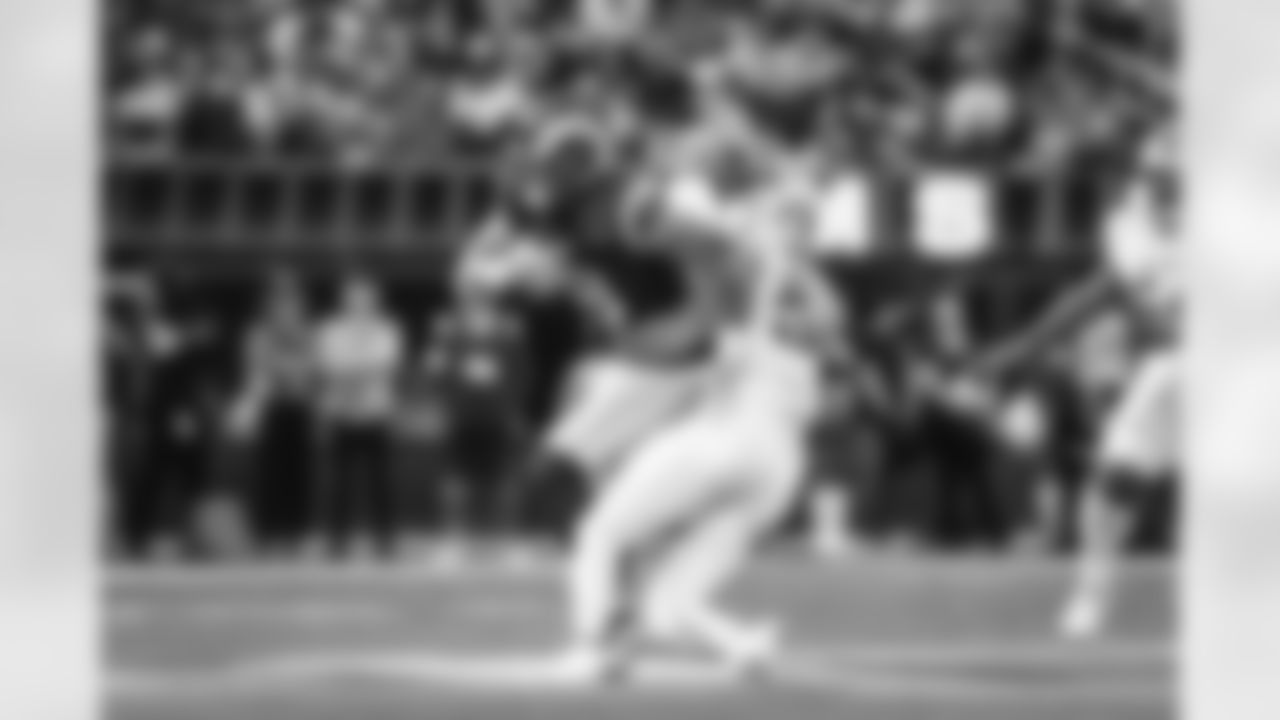 The Los Angeles Rams take on the Detroit Lions in week 15 of the 2025 NFL regular season.