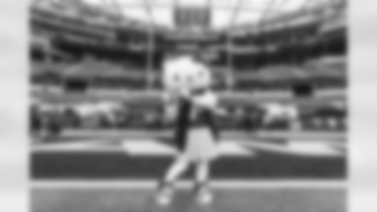 Hello Kitty in the Rams House