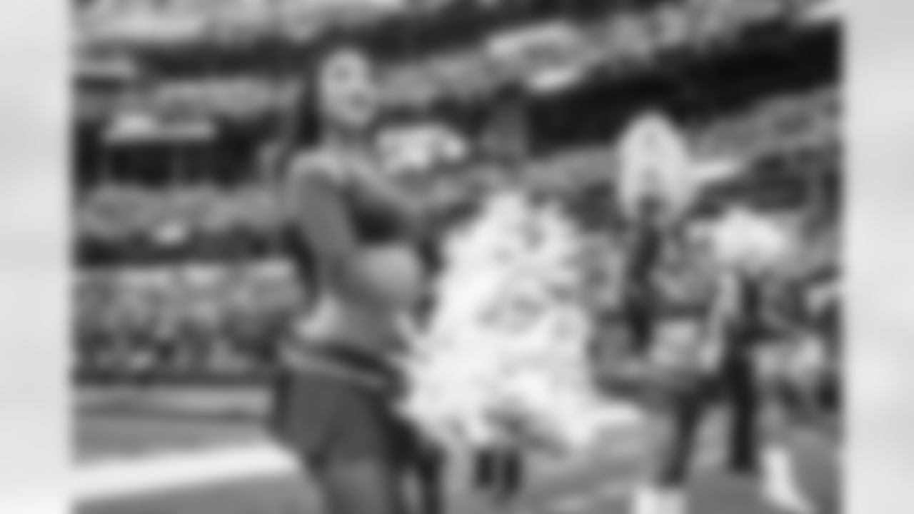 The Los Angeles Rams take on the Arizona Cardinals in week 18 of the 2025 NFL regular season.