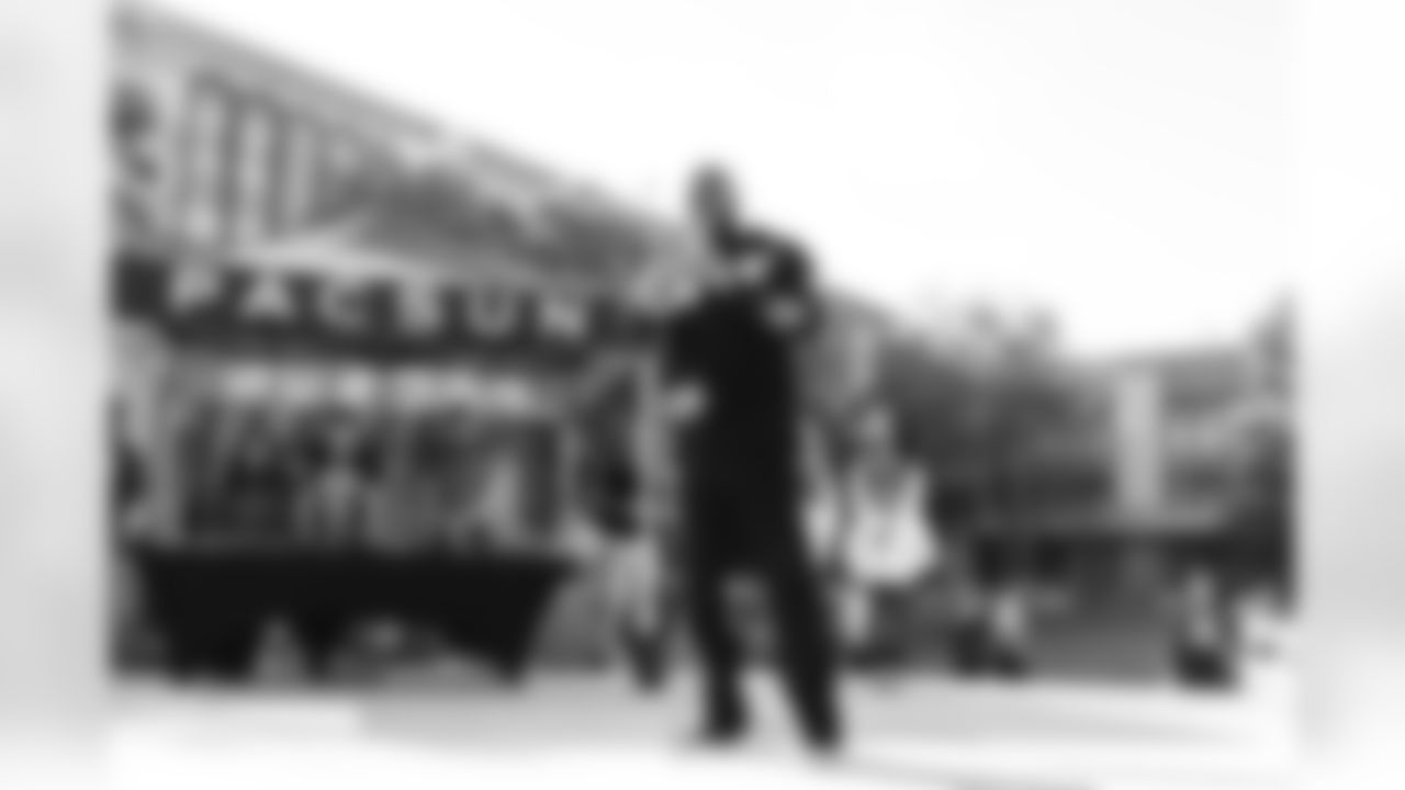 251219_Pacsun_Loads_Of_Love_RH_00070