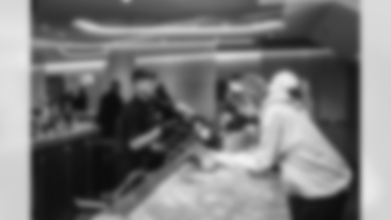 The Los Angeles Rams take on the Arizona Cardinals in week 18 of the 2025 NFL regular season.