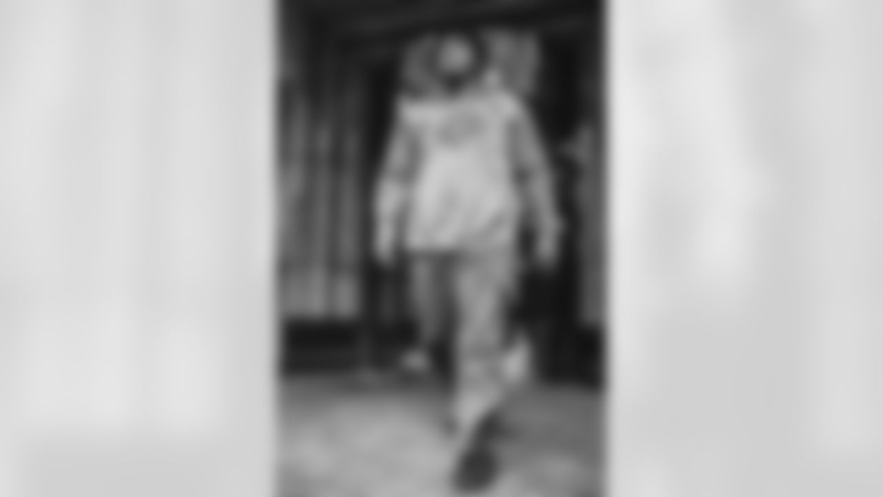 73 OL Steve Avila travels to Soldier Field for divisional playoff game vs. Bears