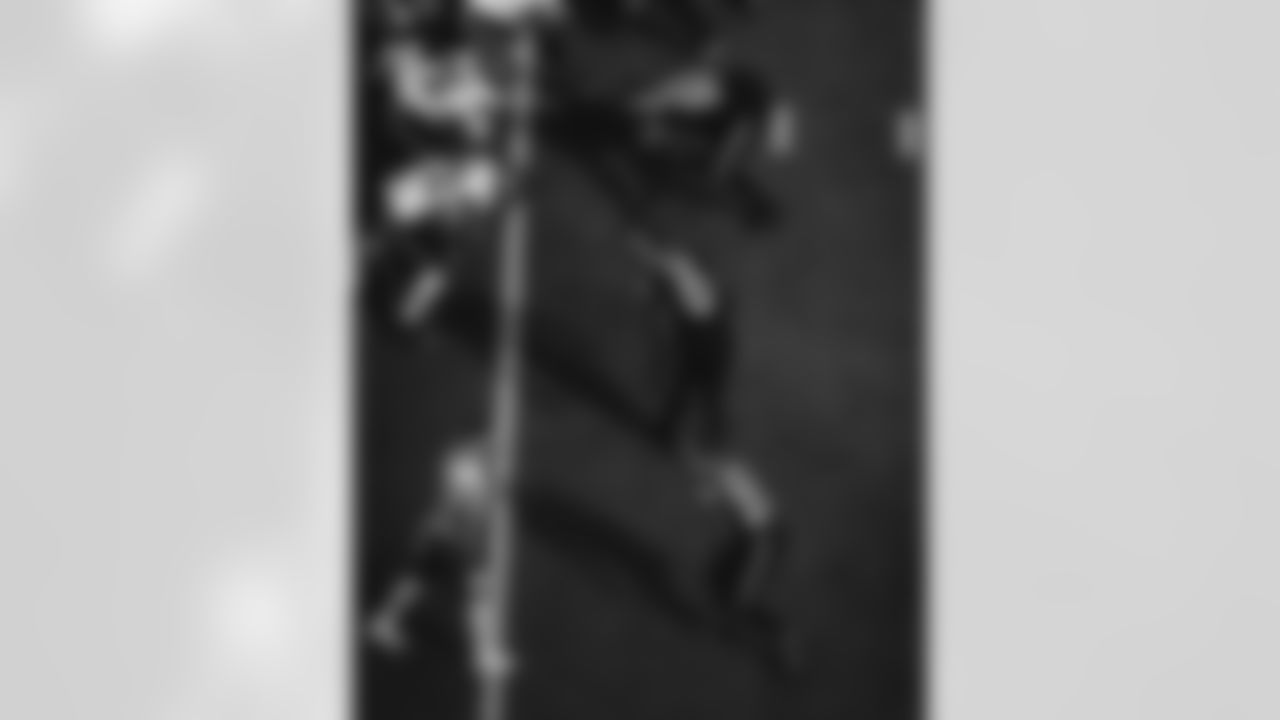 The Los Angeles Rams take on the Seattle Seahawks in week 11 of the 2025 NFL regular season.