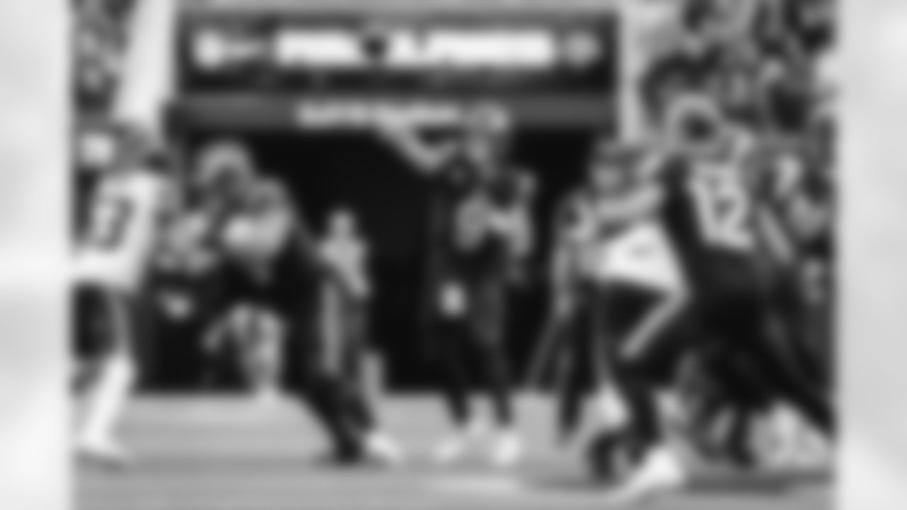 The Los Angeles Rams take on the Seattle Seahawks in week 11 of the 2025 NFL regular season.