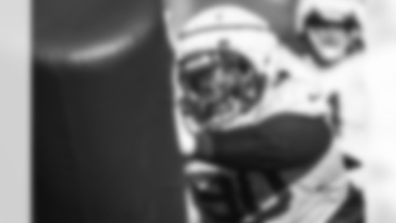 E_251211_Regular_Season_Week15_Practice_AD_0558