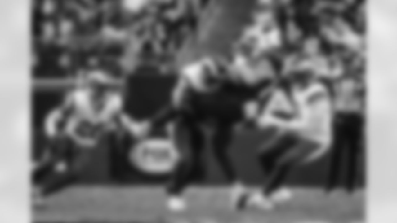 The Los Angeles Rams take on the Arizona Cardinals in week 14 of the 2025 NFL regular season.