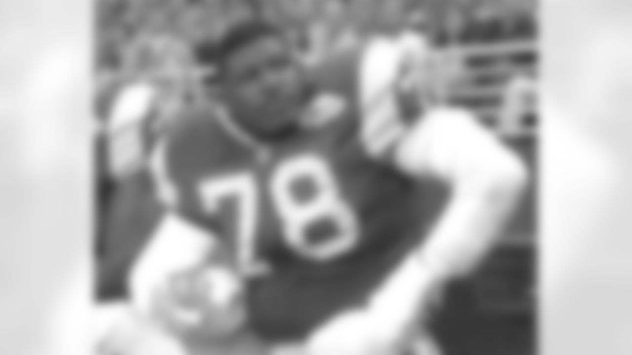 "Archival image of Jackie Slater #78 of the Los Angeles Rams."