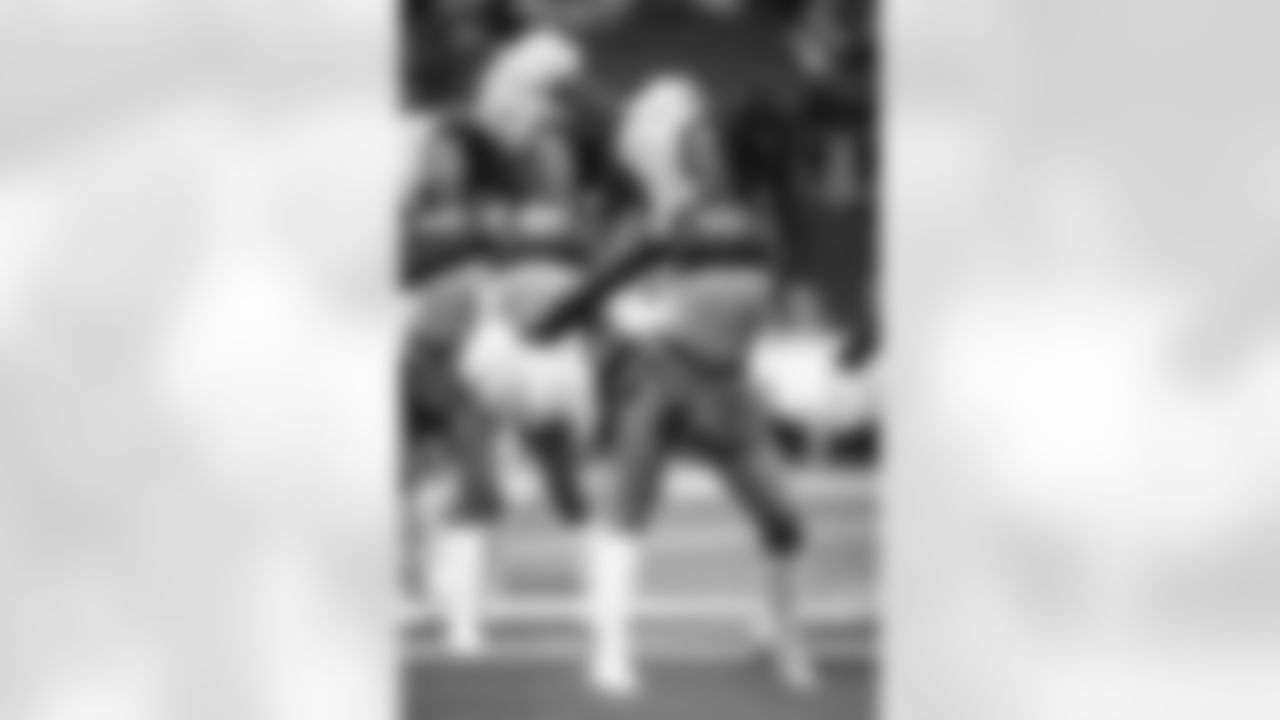 E_260104_Rams_vs_Cardinals_TE_171