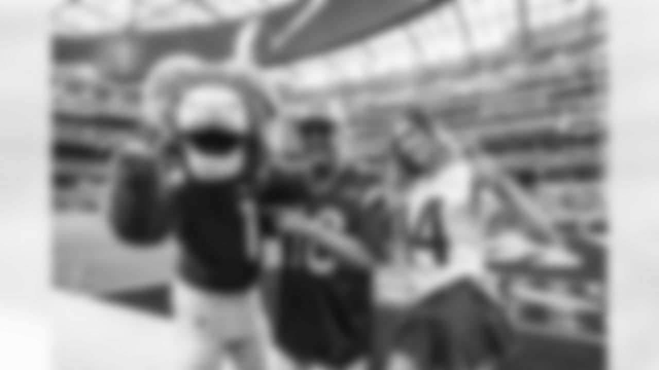 The Los Angeles Rams take on the San Francisco 49ers in week 5 of the 2025 NFL regular season.