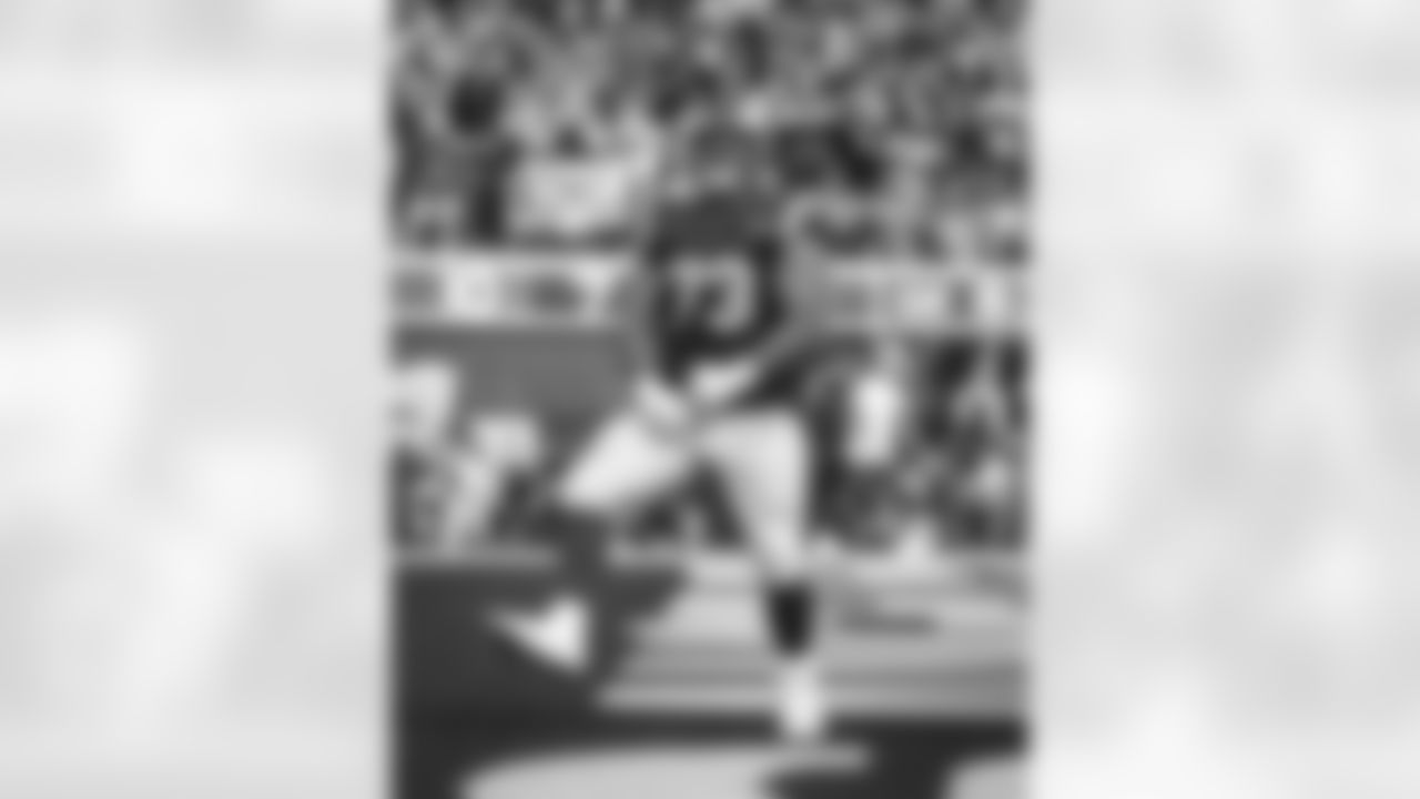 The Los Angeles Rams take on the Detroit Lions in week 15 of the 2025 NFL regular season.