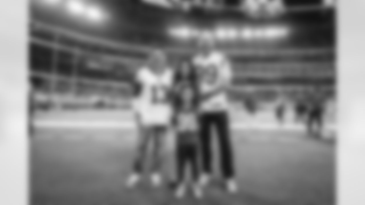 The Los Angeles Rams take on the Tampa Bay Buccaneers in week 12 of the 2025 NFL regular season.