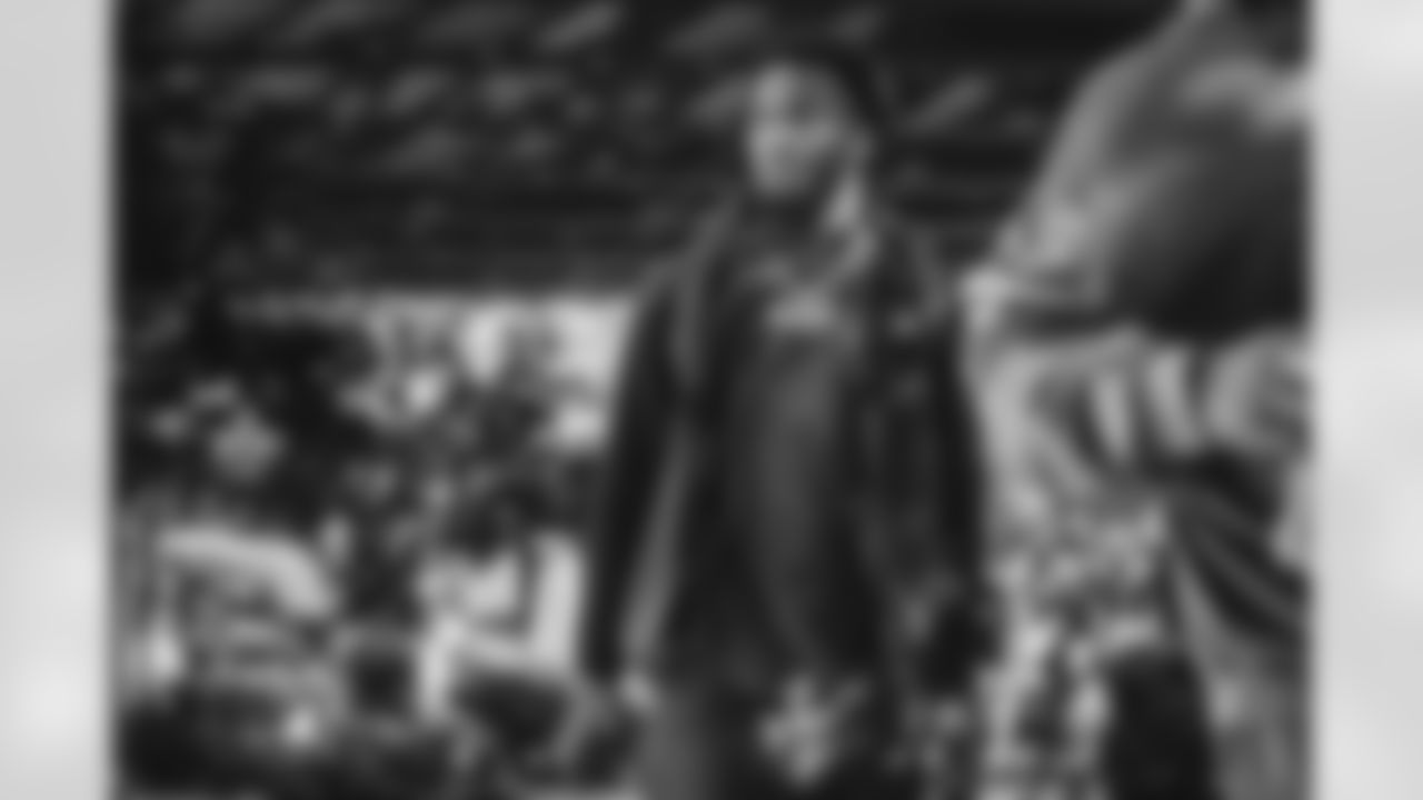 3 S Kam Curl travels to Levi's Stadium for today's Week 10 matchup against the 49ers.